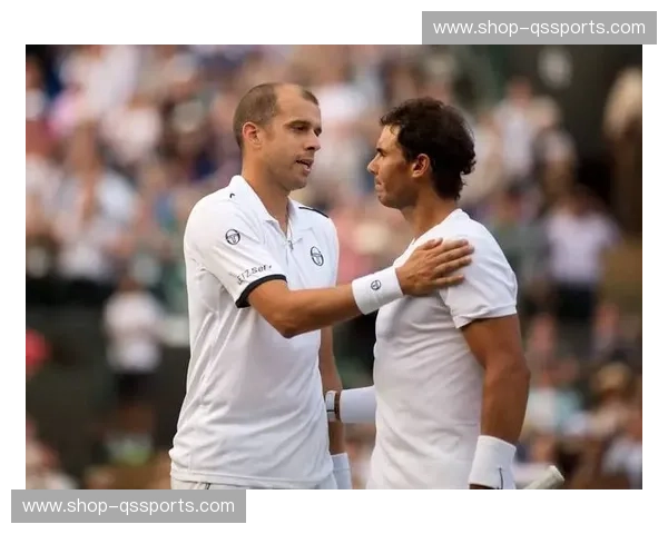 涅槃与荣光:LFY与LGD的史诗对决,谁能问鼎巅峰?